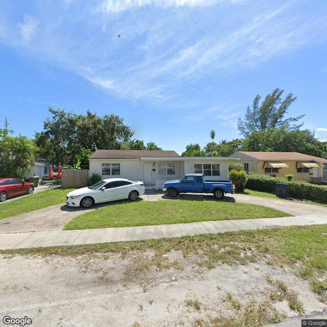 1180 NE 137th St