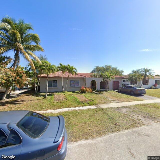 8212 NW 74th Terr